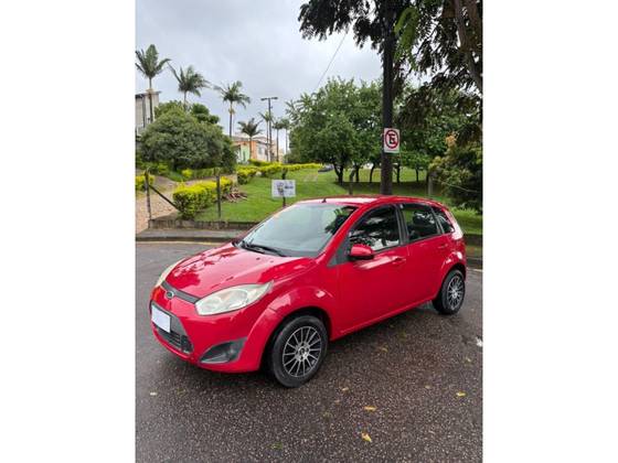 FORD FIESTA 1.6 MPI CLASS HATCH 8V FLEX 4P MANUAL FORD FIESTA 1.6 MPI CLASS HATCH 8V FLEX 4P MANUAL